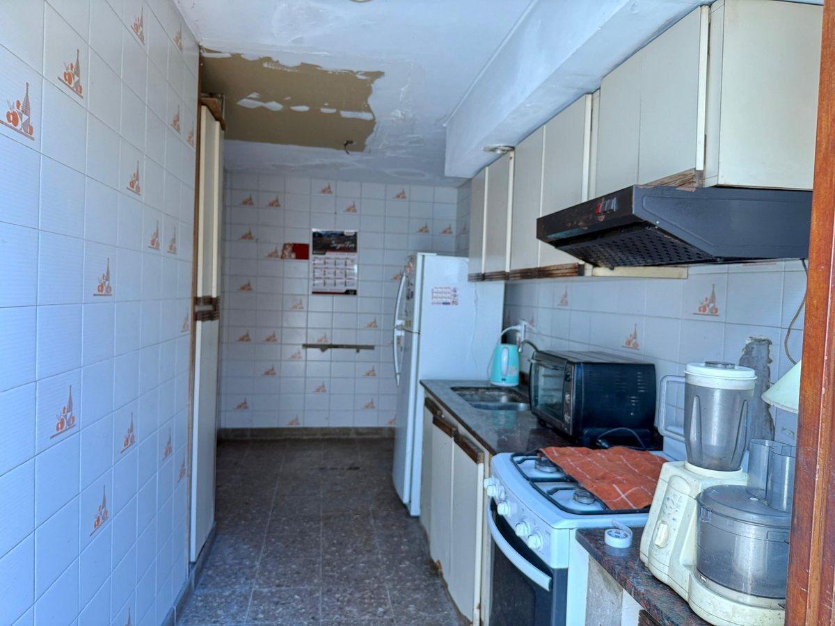 Foto de Venta casa a reciclar. Fondo libre. Apta crédito., imagen 2
