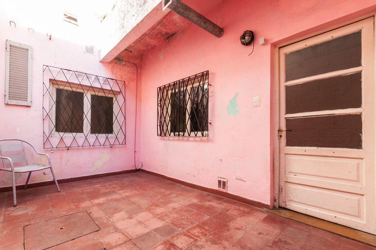 Foto de PH 2 AMB CON PATIO - SARANDI, imagen 3