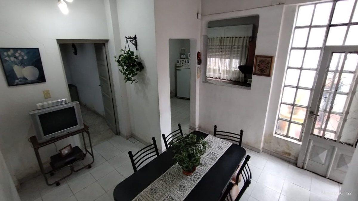 Foto de VENTA, CASA 3 AMB. FONDO Y QUINCHO Y TERRAZA., imagen 1
