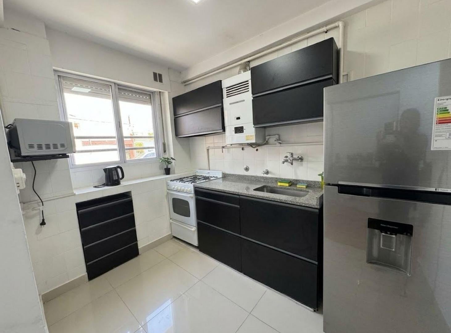 Foto de VENTA CASA 3/4 AMB LANUS OESTE POSIBILIDAD GARAGE, imagen 1