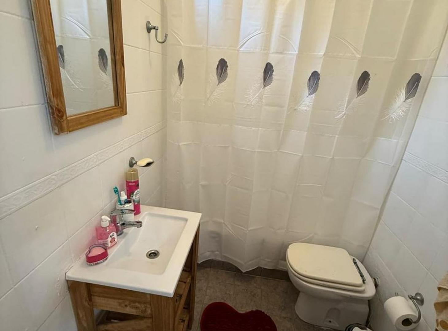 Foto de VENTA CASA 3/4 AMB LANUS OESTE POSIBILIDAD GARAGE, imagen 4