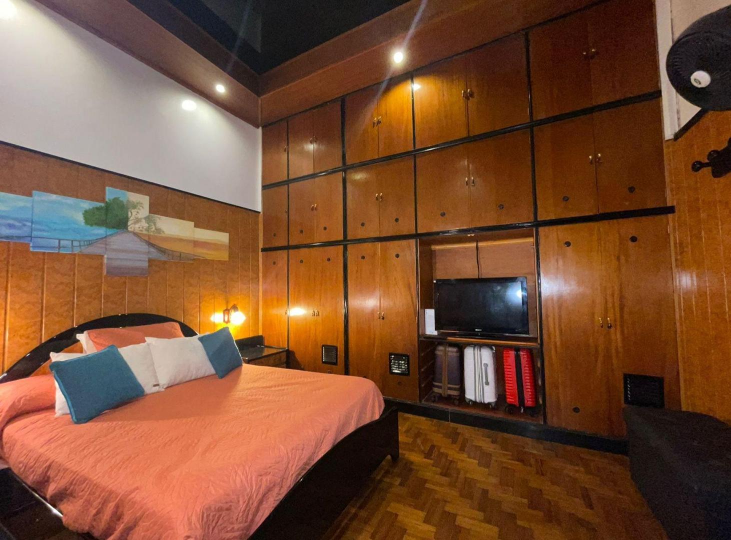 Foto de CASA EN VENTA-5 AMBT.C/TERRAZA -QUINCHO-AVELLANEDA, imagen 2