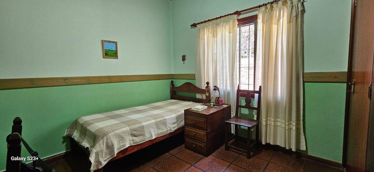 Foto de EXCELENTE CASA CHALET ADROGUÉ - PARQUE - COCHERAS, imagen 4