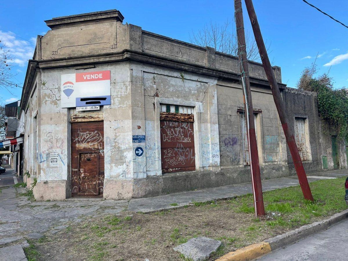 Foto de CASA EN VENTA-EN ESQUINA-GERLI-LANÚS OESTE, imagen 3