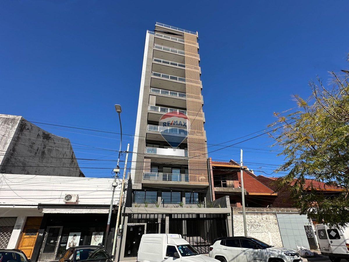 Foto de EXCLUSIVO PISO 4AMB.COCHERA 2.FINANCIACION DIRECTA, imagen 1