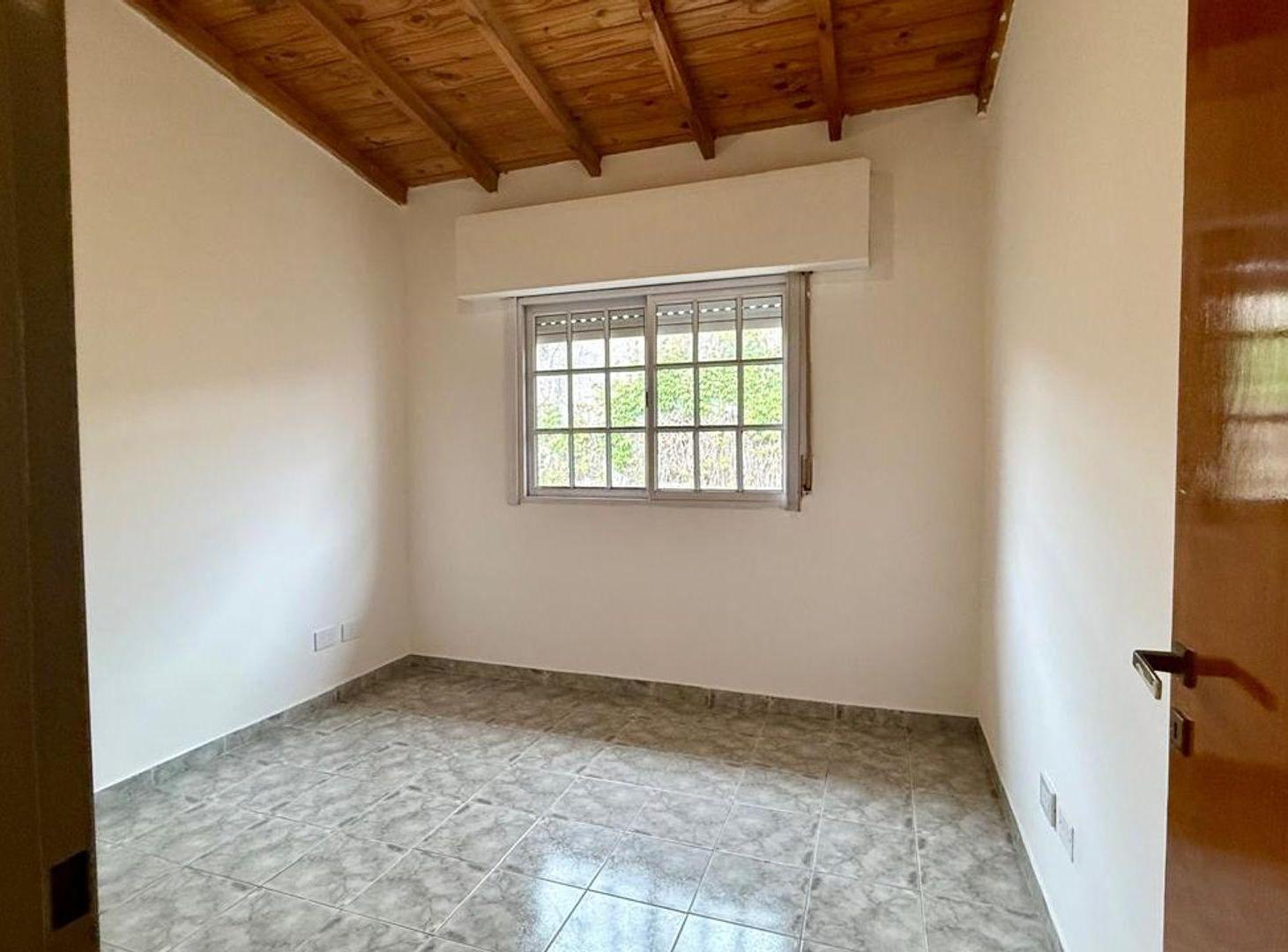 Foto de Venta 2 ambs. en complejo de 8 U.F. Apto Credito!, imagen 5