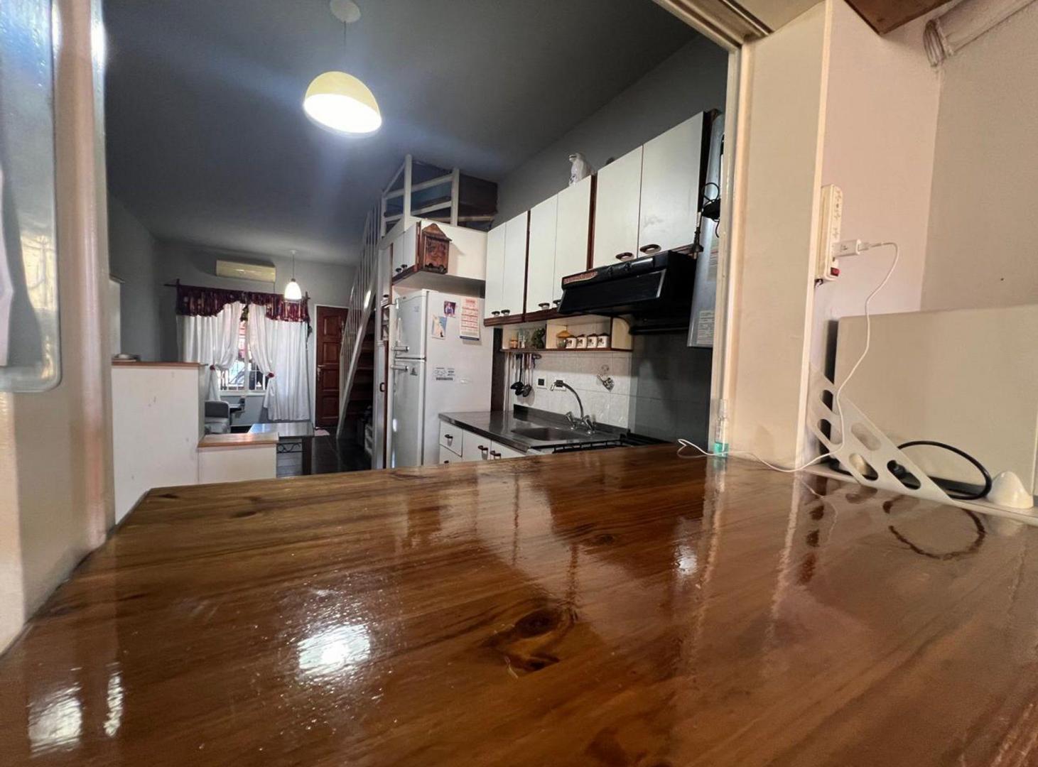 Foto de VENTA DE CASA 3 AMB. C/COCHERA, PATIO Y PARRILLA, imagen 3
