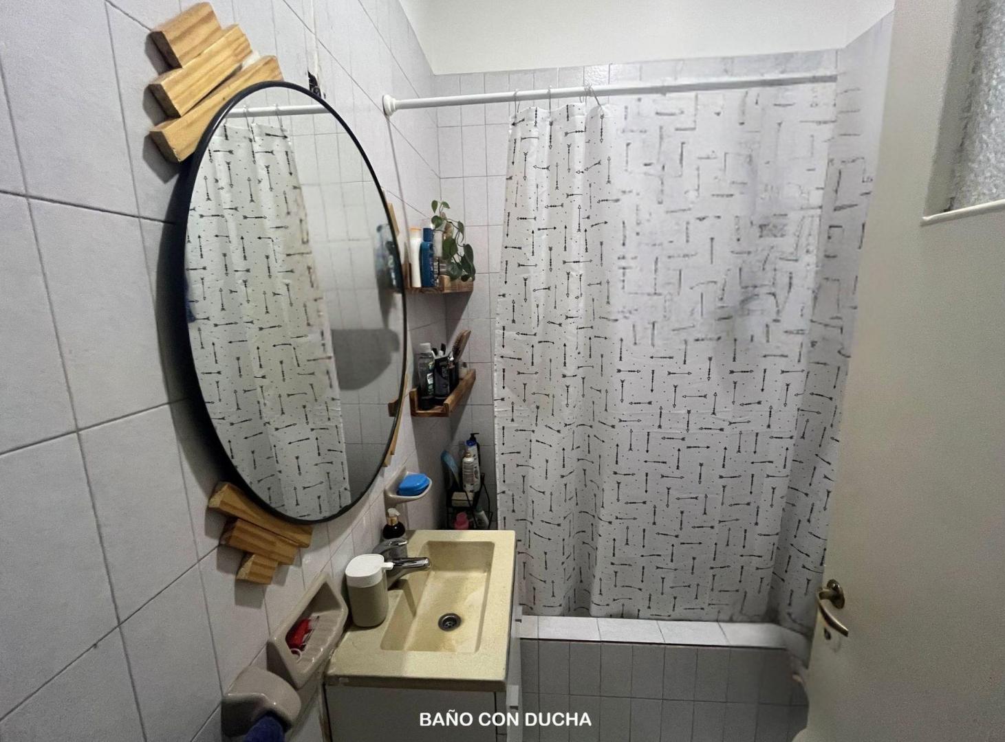 Foto de EXCELENTE CASA EN BANFIELD. APTA CREDITO, imagen 4