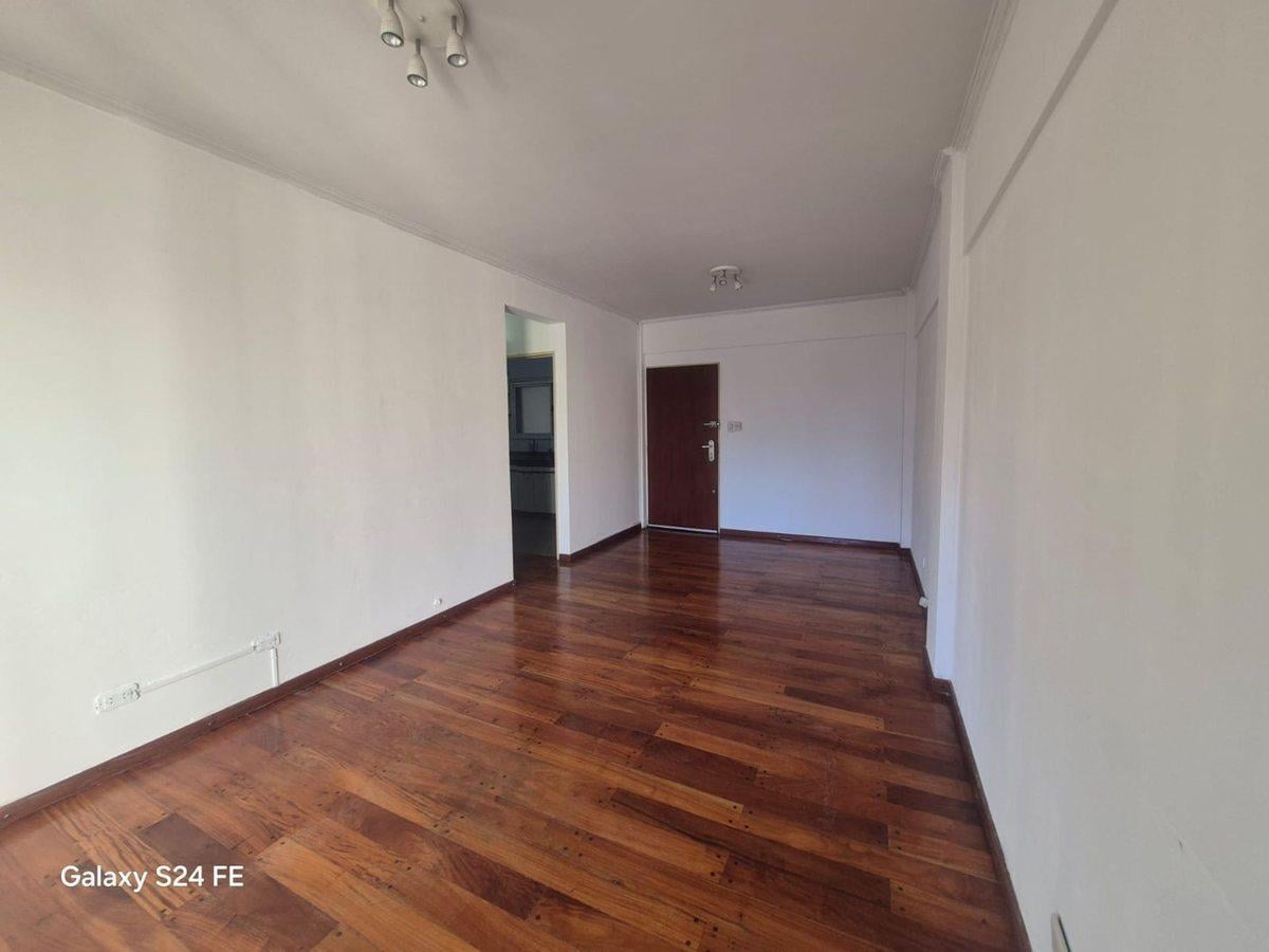 Foto de Departamento 3 amb c/cochera en venta Lanús Centro, imagen 2