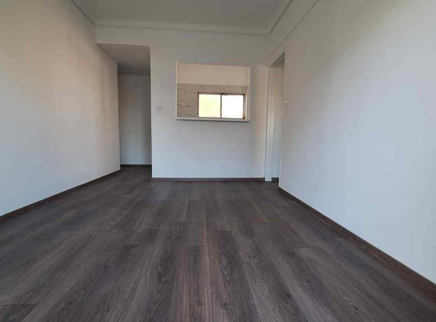 Foto de ALQUILER DPTO 2 AMB CON BALCON EN LANUSITA, imagen 4