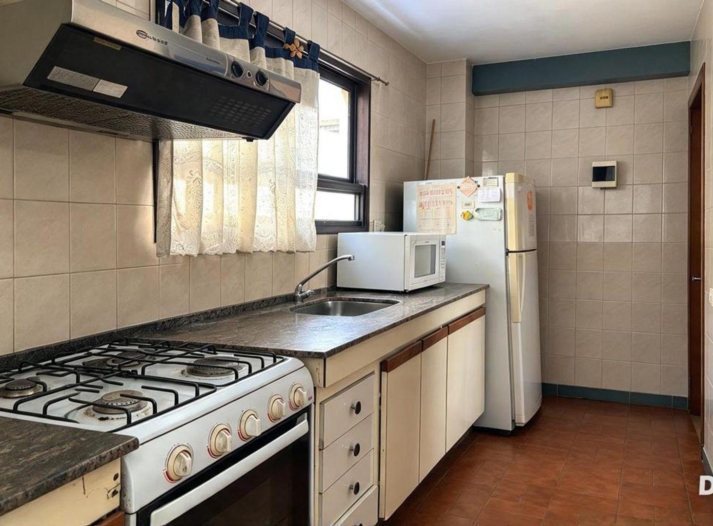 Foto de DEPARTAMENTO DE 2 AMB. EN LANÚS - CAVOUR AL 3000, imagen 1