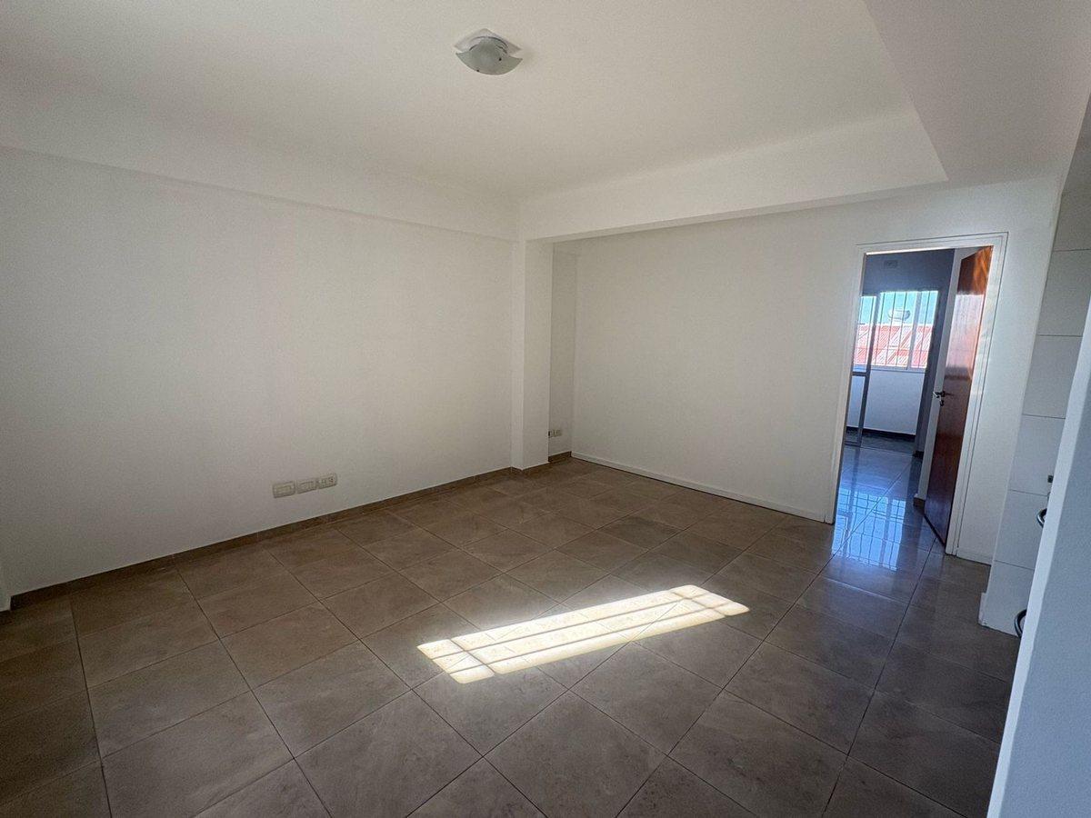 Foto de ALQUILER HERMOSO DEPTO 2 AMBIENTES EN LANUS OESTE, imagen 2