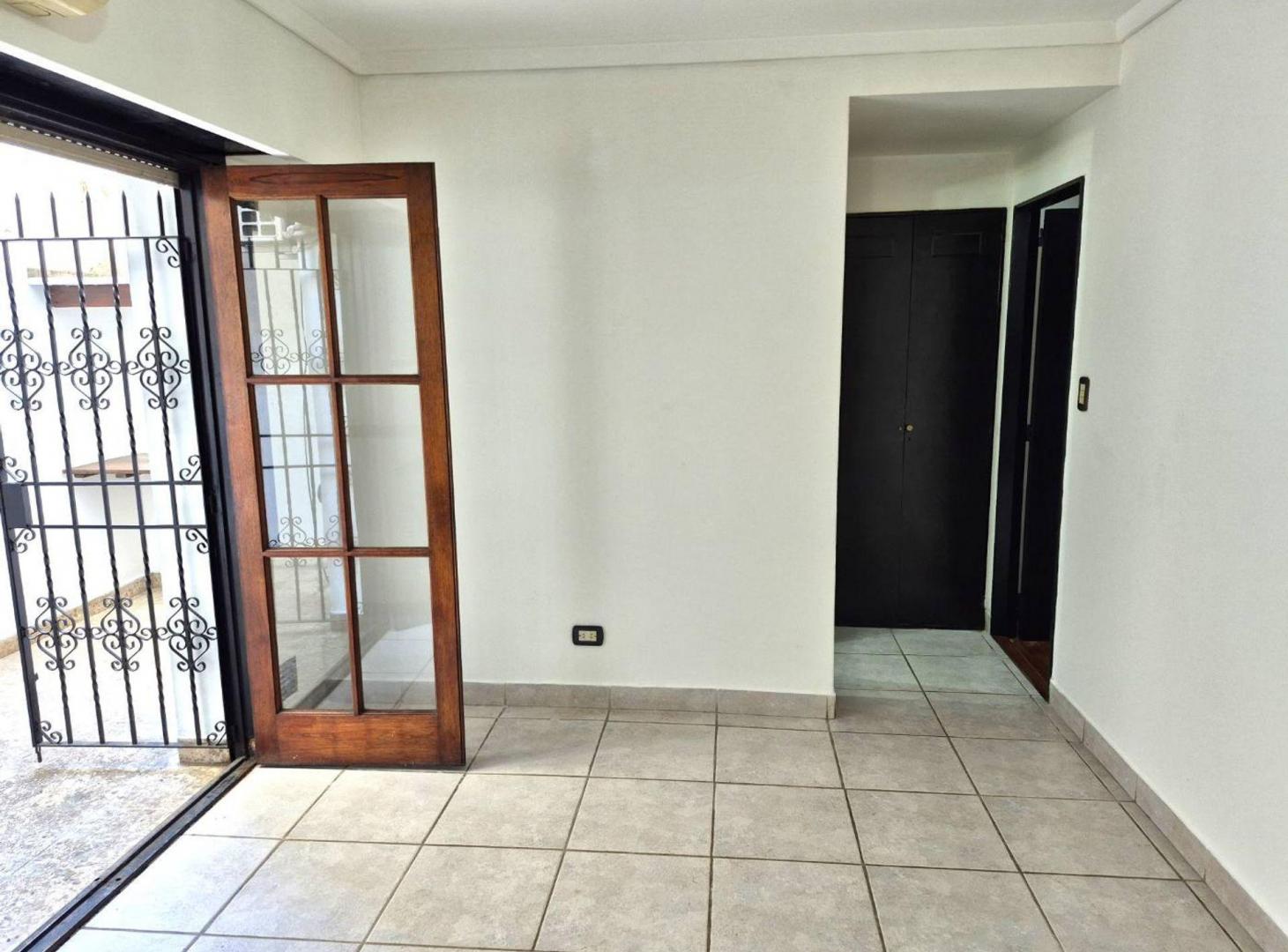 Foto de DEPTO 2 AMB c/2 Patios - Excelente estado APTO CRE, imagen 5