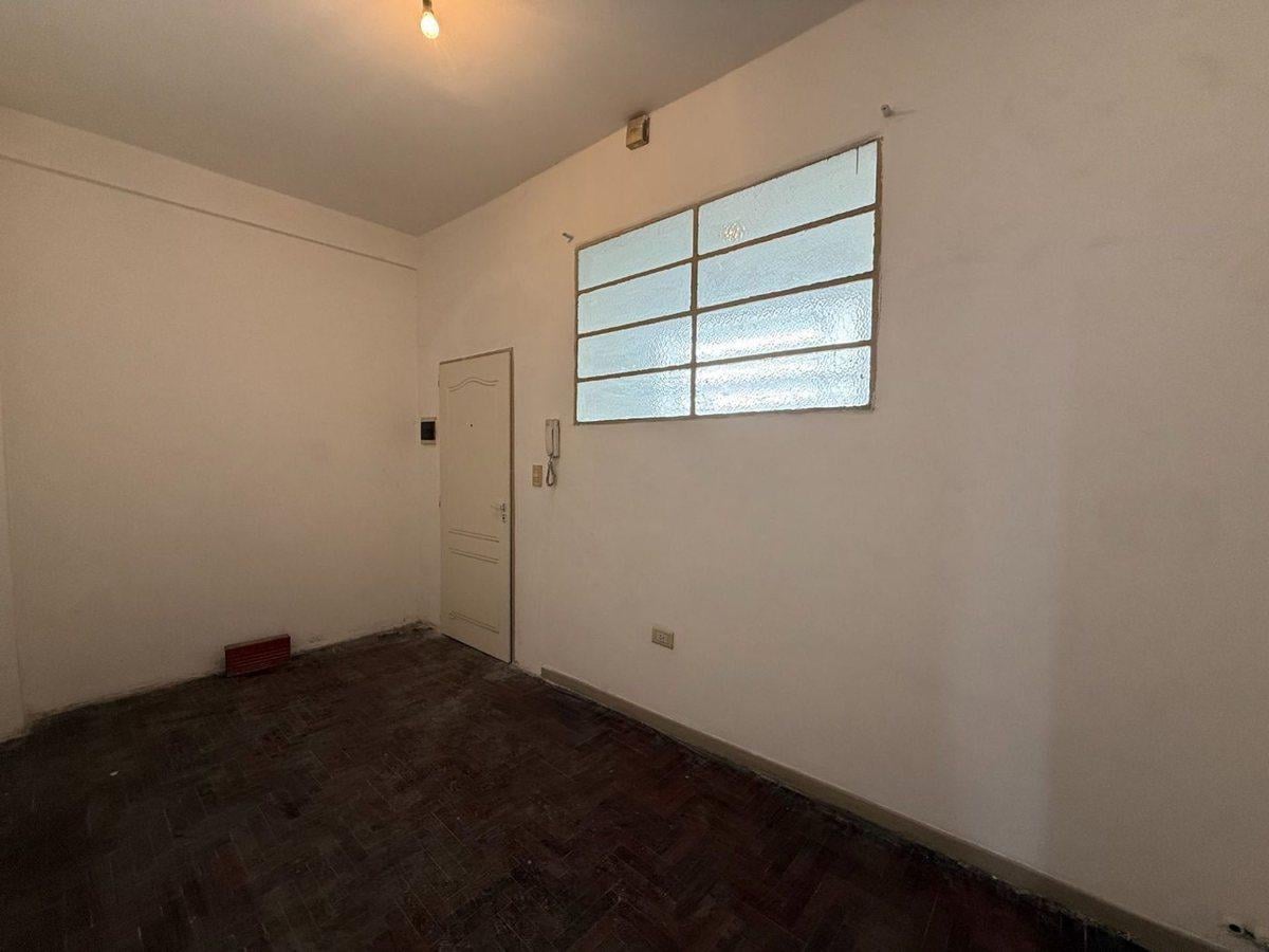 Foto de PH DE 3 AMB AL FRENTE CON PATIO Y TERRAZA, imagen 3