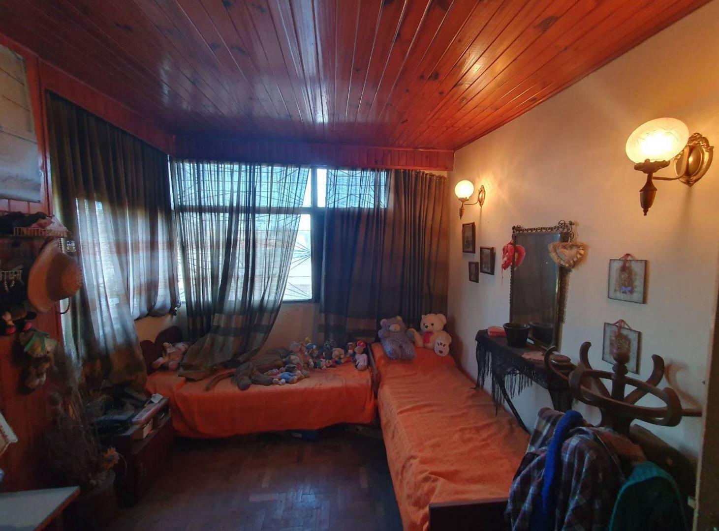 Foto de EXCELENTE CASA RESIDENCIAL BURZACO, imagen 2