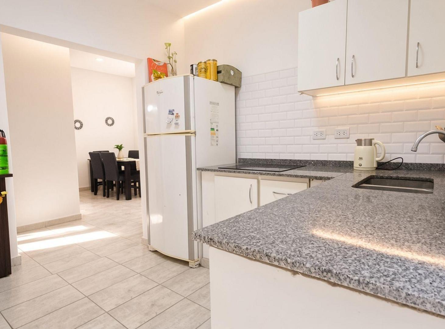 Foto de CASA REMODELADA A NUEVO!-3DORM/PATIO/COCHERA-LANUS, imagen 1