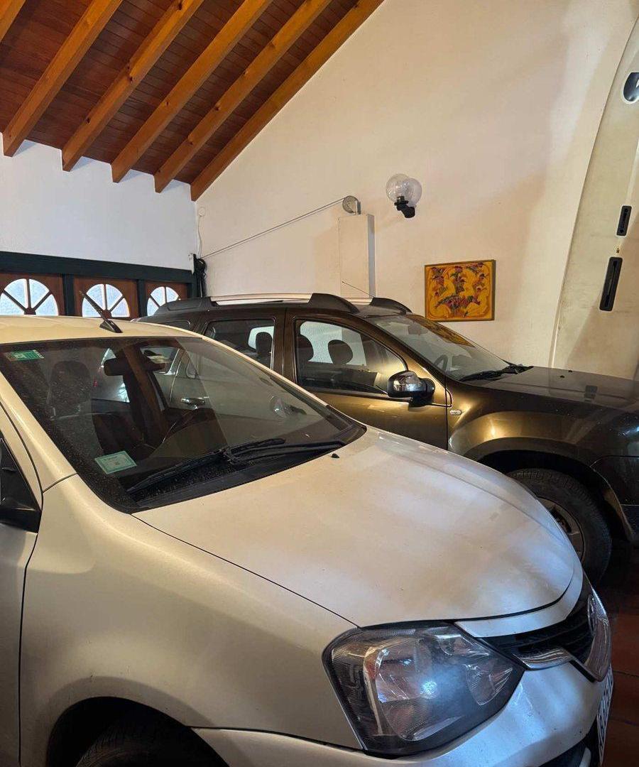Foto de VENTA CASA BANFIELD C/ PISCINA APTO CREDITO, imagen 2