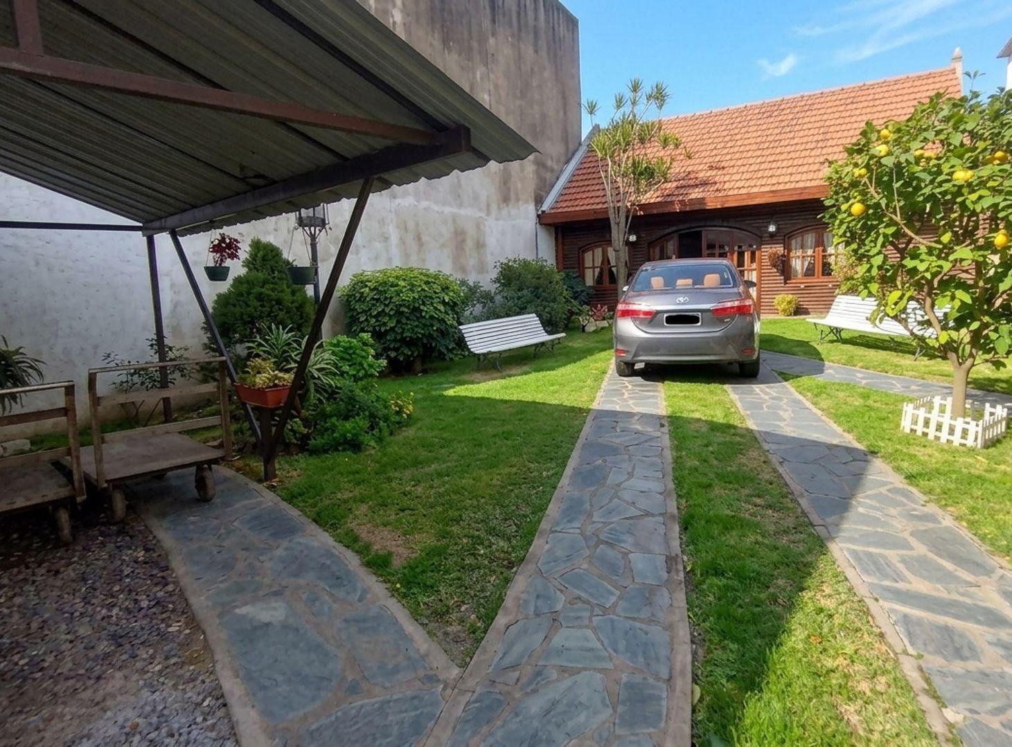 Foto de CASA CON PILETA PARQUE , PARRILLA ,Y ALTILLO, imagen 4