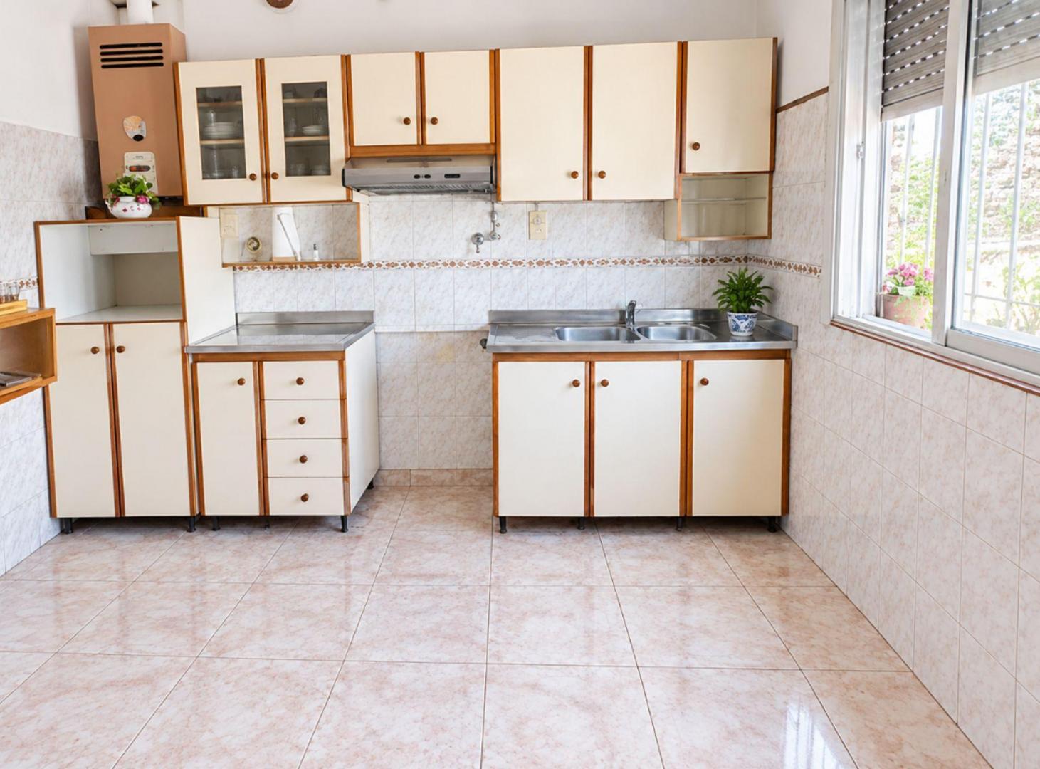 Foto de Excelentes DEPTOS - Dos unidades en un mismo LOTE, imagen 2
