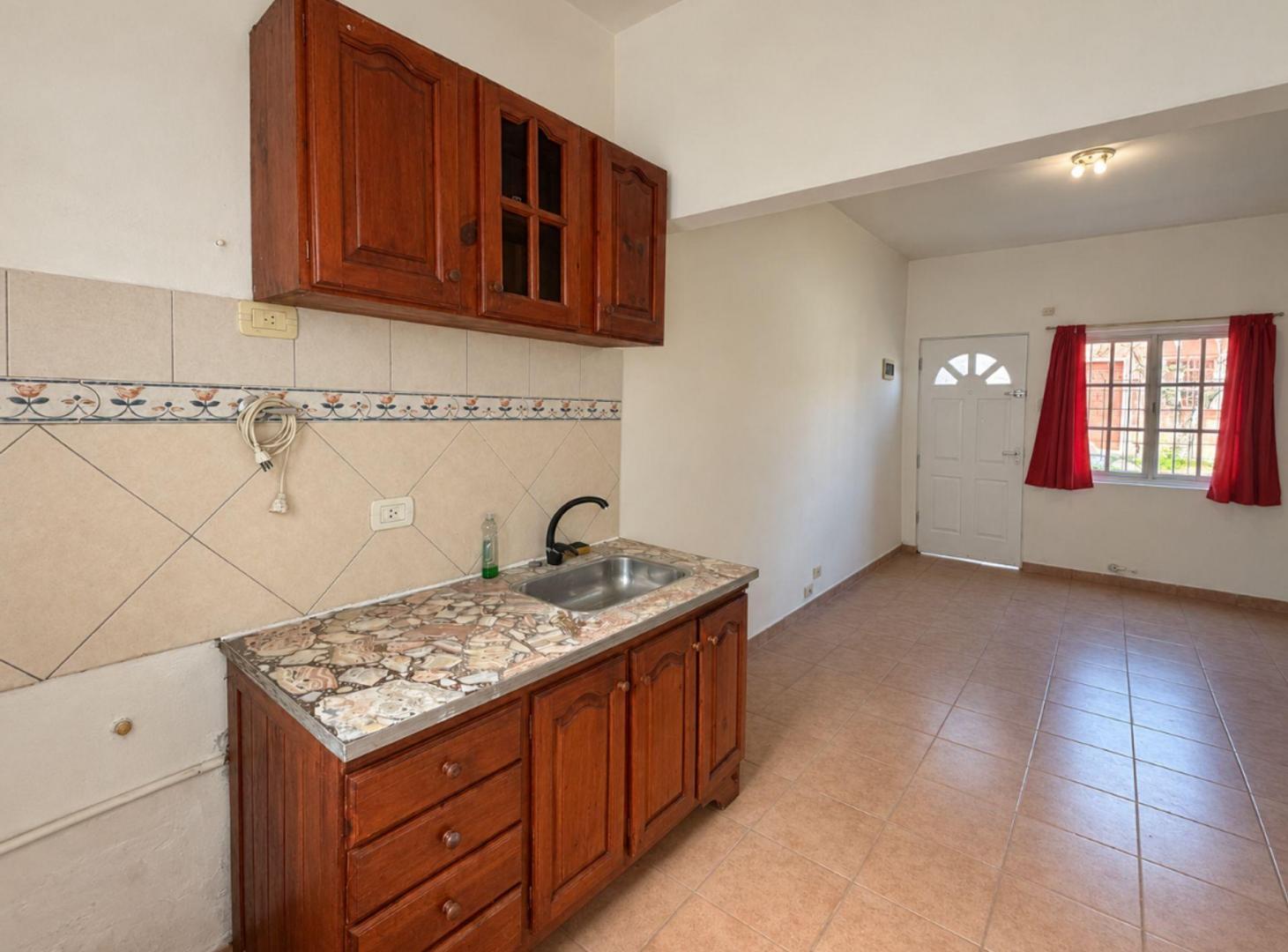 Foto de DUPLEX 3 AMB CON COCHERA Y PATIO "MUY LUMINOSO", imagen 3