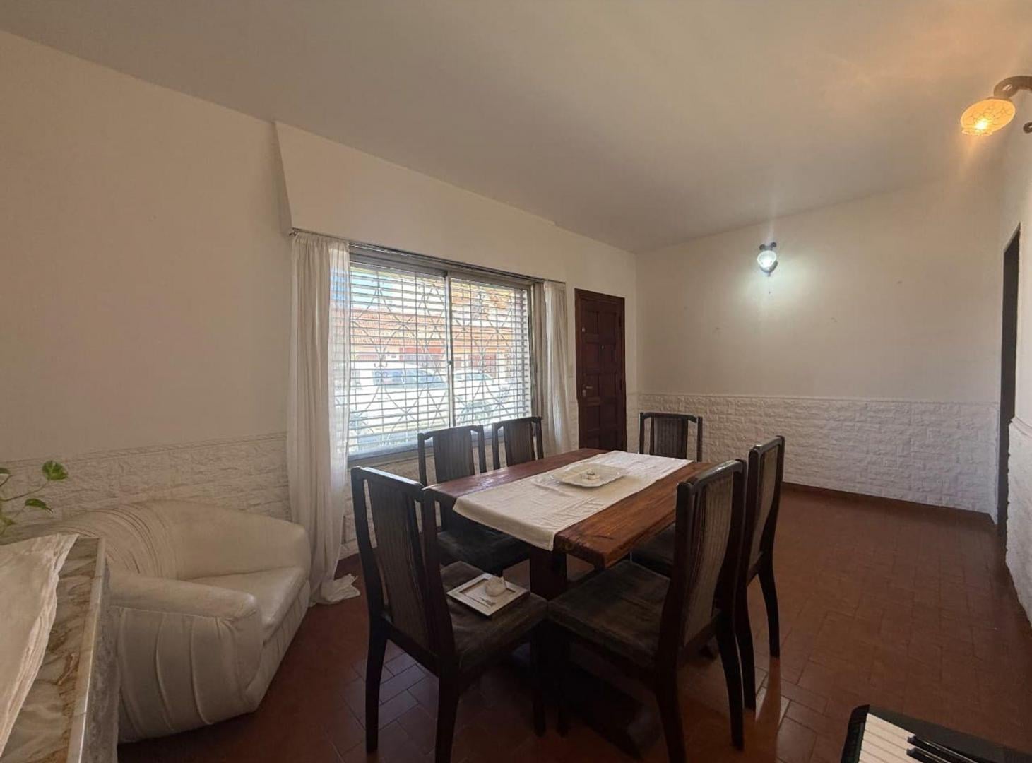 Foto de Casa 3 amb c/ patio , cochera p/ 2 autos y terraza, imagen 4