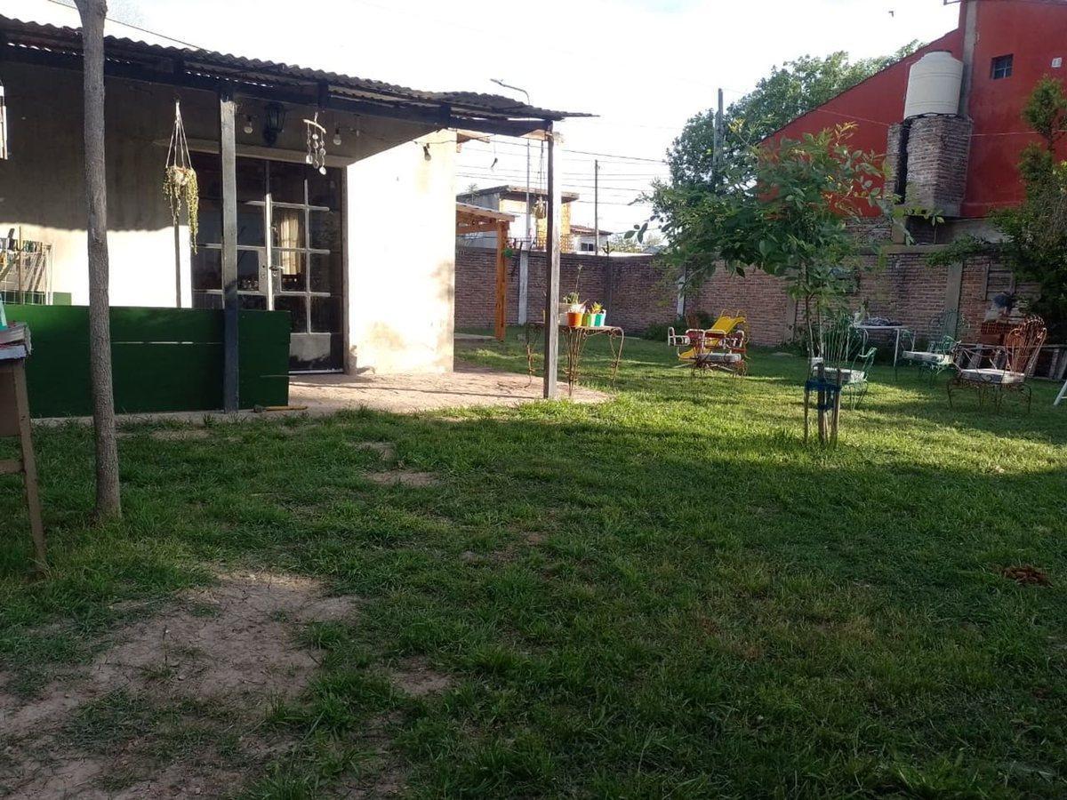 Foto de VENTA CASA 4 AMB CON PATIO Y GARAGE MTE CHINGOLO, imagen 1