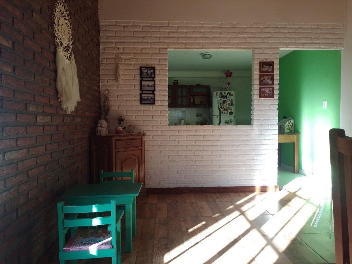 Foto de VENTA CASA 4 AMB CON PATIO Y GARAGE MTE CHINGOLO, imagen 5