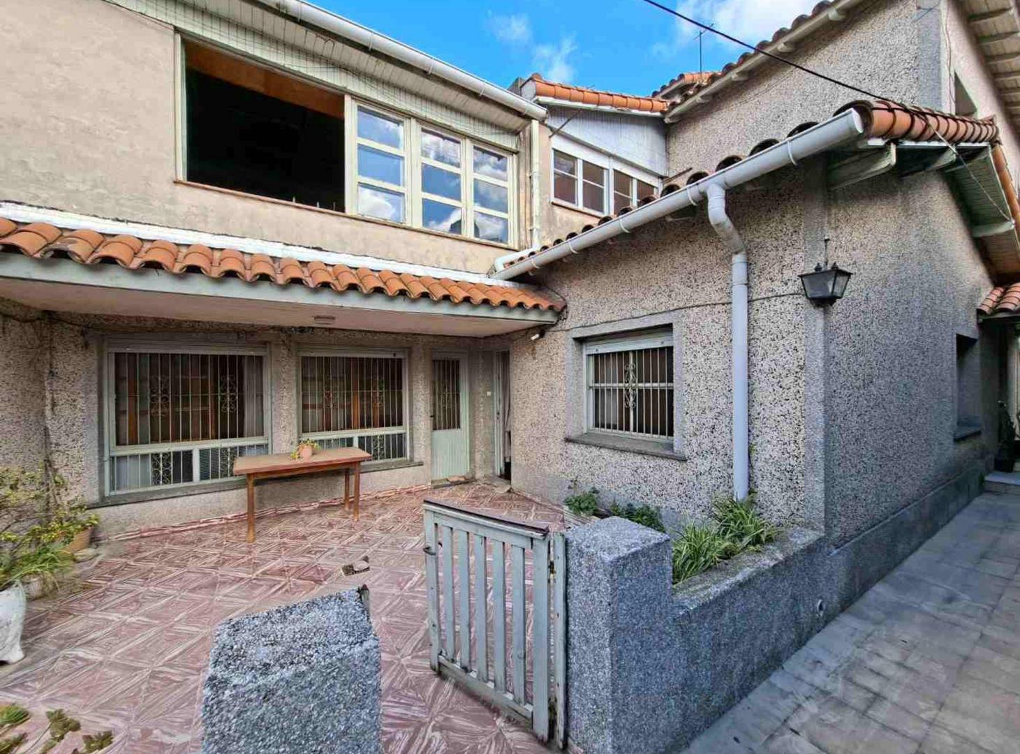 Foto de Excelente PH de 4 ambientes apto crédito ., imagen 4