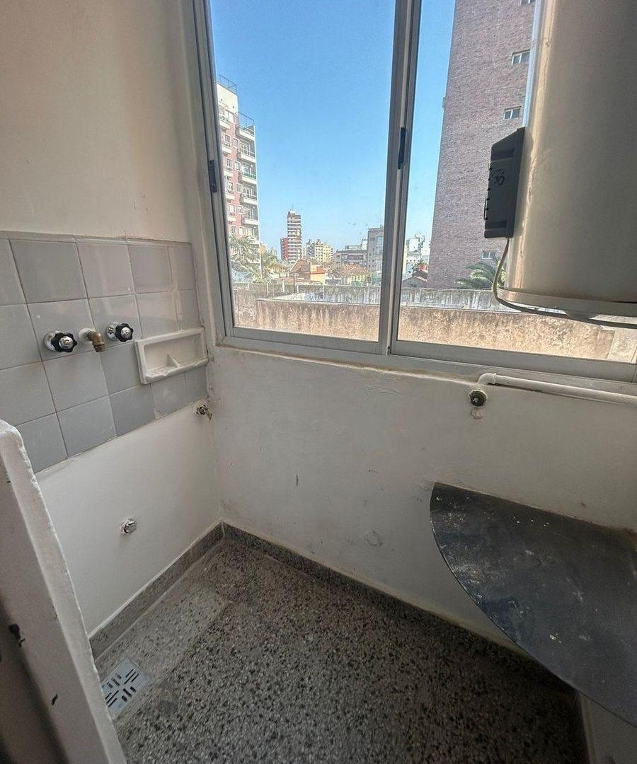 Foto de ALQUILER DEPARTAMENTO 3 AMBIENTES LANUS ESTE, imagen 4