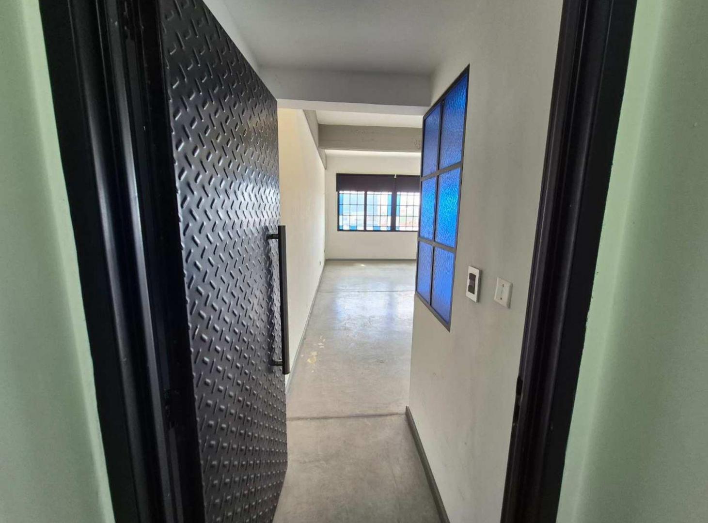 Foto de DEPARTAMENTO TIPO LOFT - MONO - EXCELENTE! Lanus, imagen 3