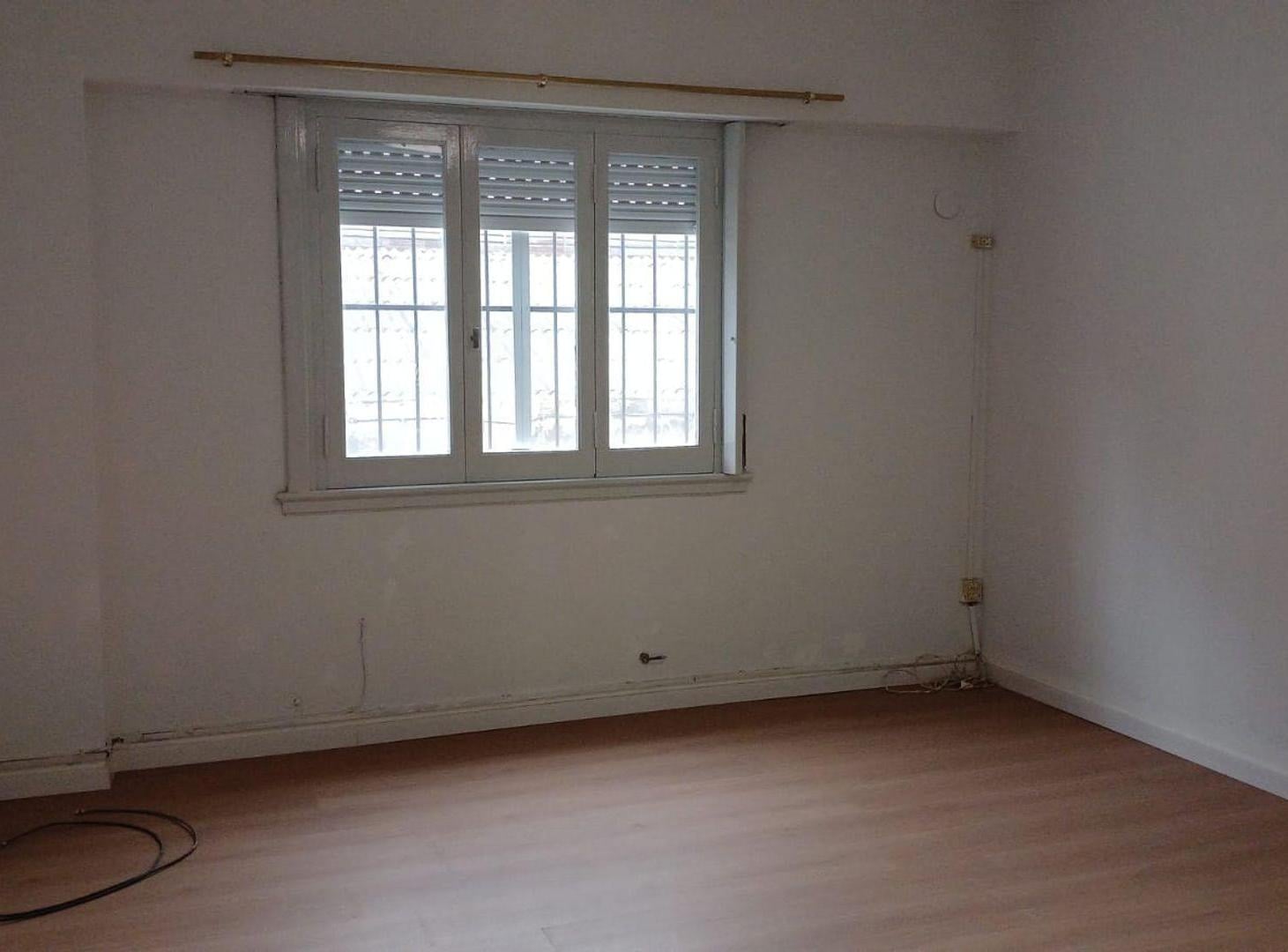 Foto de Departamento 3 amb alquiler c/patio C/Fte Lanús O, imagen 3