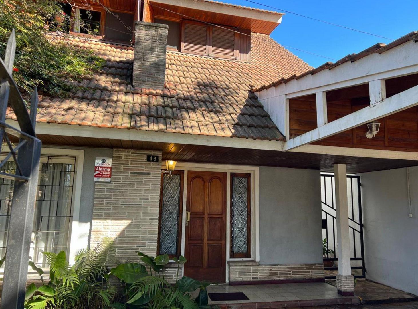 Foto de GRAN CASA EN ADROGUÉ c/ FONDO! APTA CRÉDITO!, imagen 4