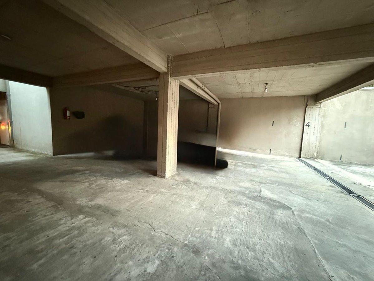 Foto de VENTA DE COCHERA CUBIERTA, REMEDIOS DE ESCALADA, imagen 3