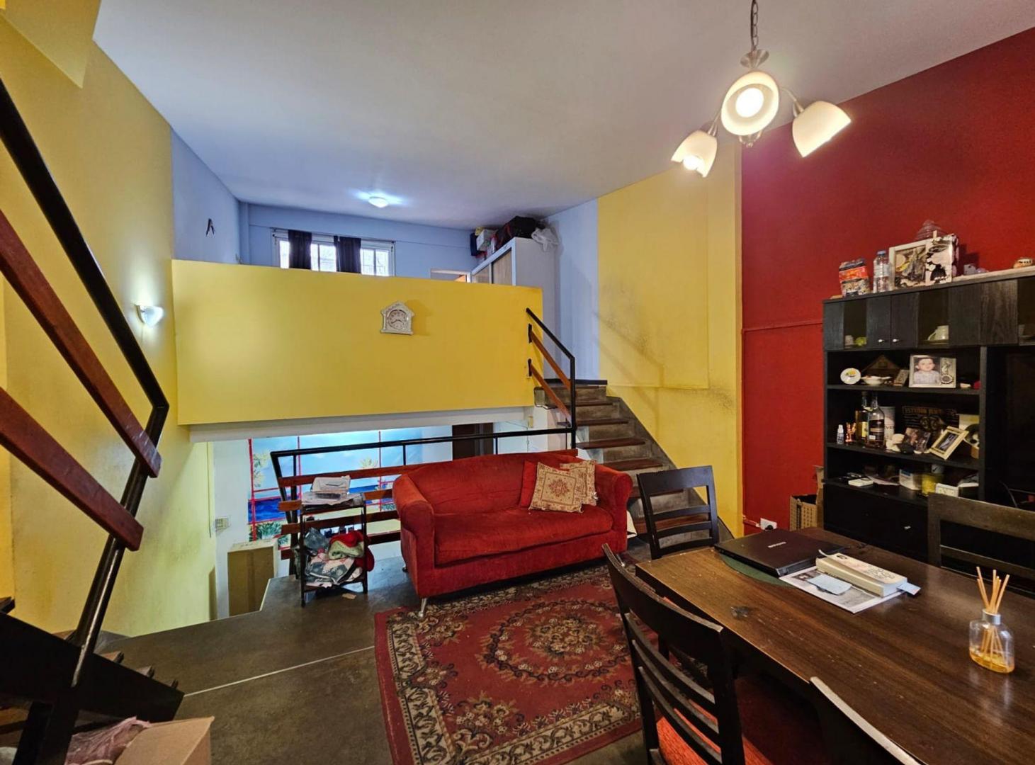 Foto de DEPTO DUPLEX 3 AMB VENTA FLORES 2 BAÑOS, imagen 5