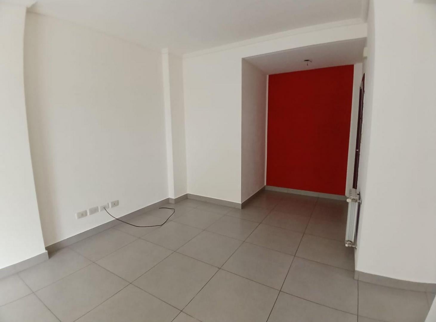 Foto de Depto en alquiler 2 amb c/coch-Fte-Balcón Lanús O, imagen 3