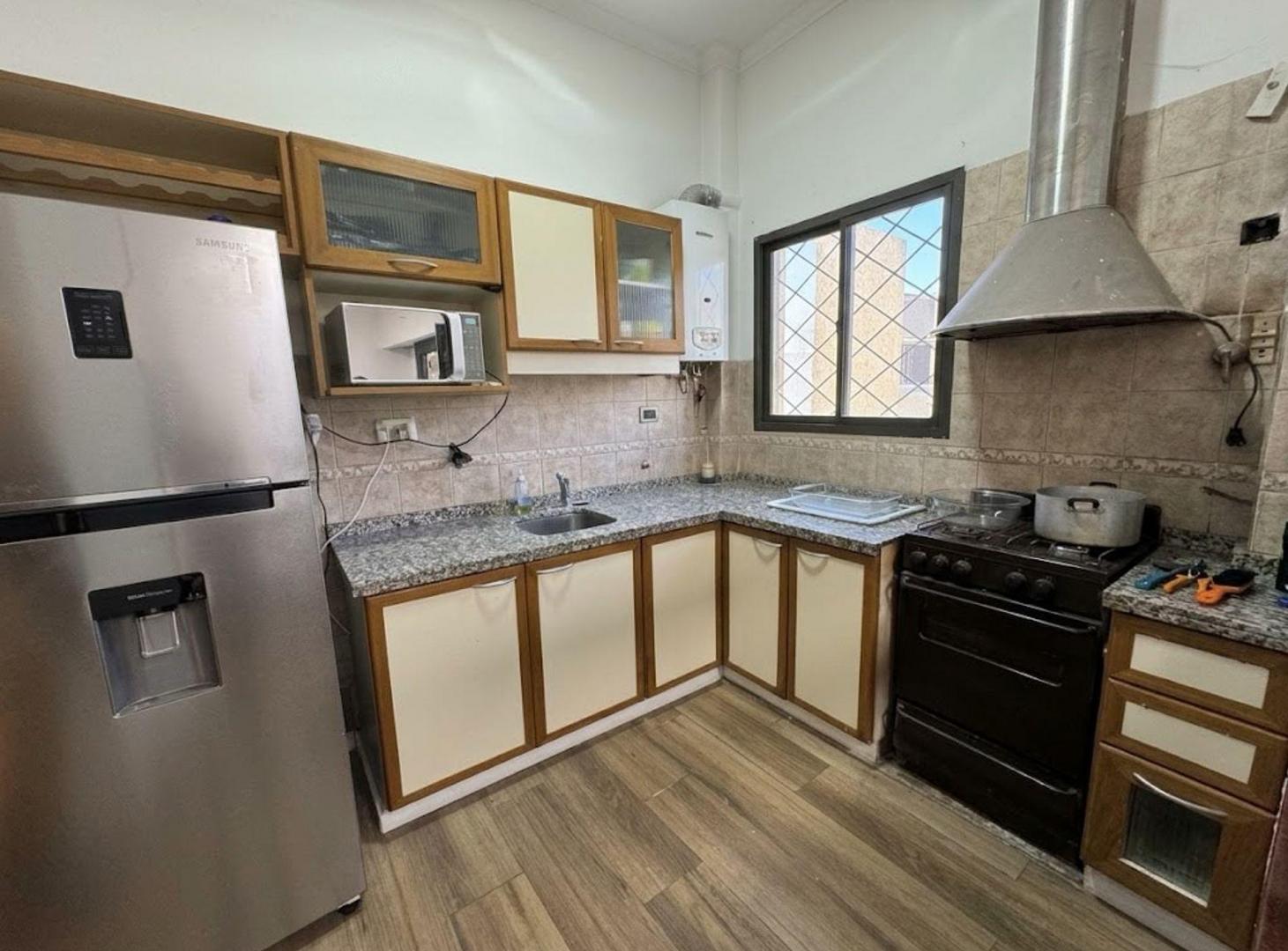 Foto de VENTA PH 4 AMB LANUS CENTRO COCHERA Y PATIO, imagen 3