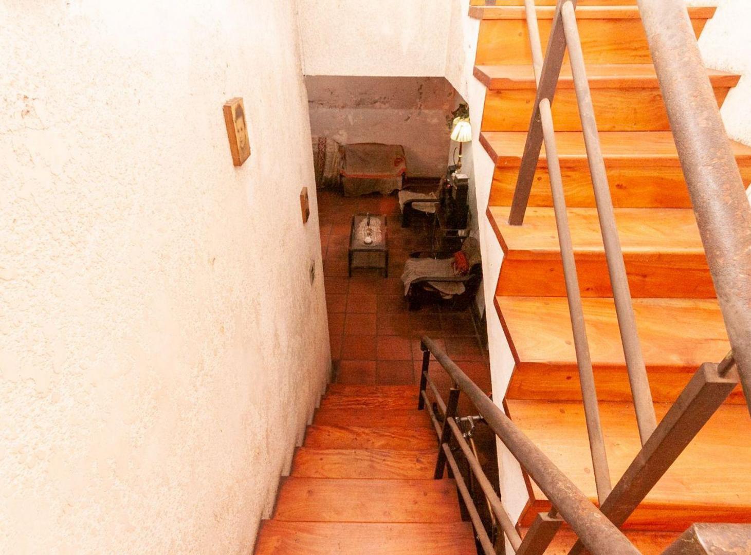 Foto de Casa en venta en Lanús Este. 4 ambientes. Parque, imagen 1