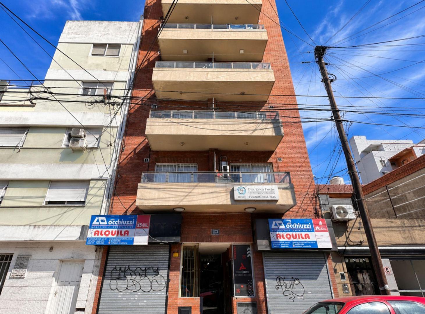 Foto de ALQUILER DPTO 2 AMBIENTES AL FRENTE. LANUS CENTRO, imagen 5