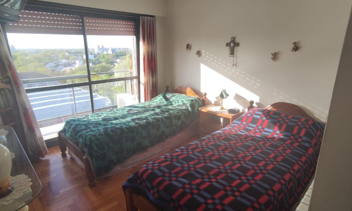 3 Amb con Balcon Corrido en El Barrio de La Perla 3