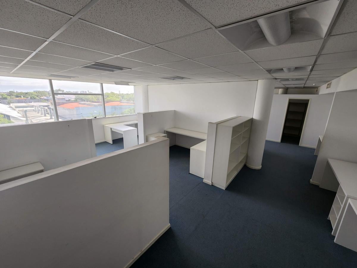 Oficina en venta - San Isidro