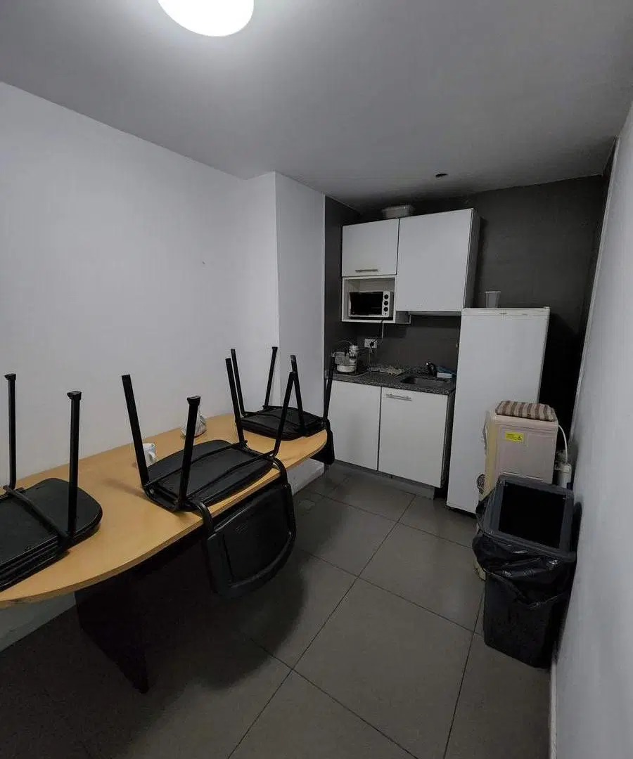 Oficina en venta - San Isidro 2