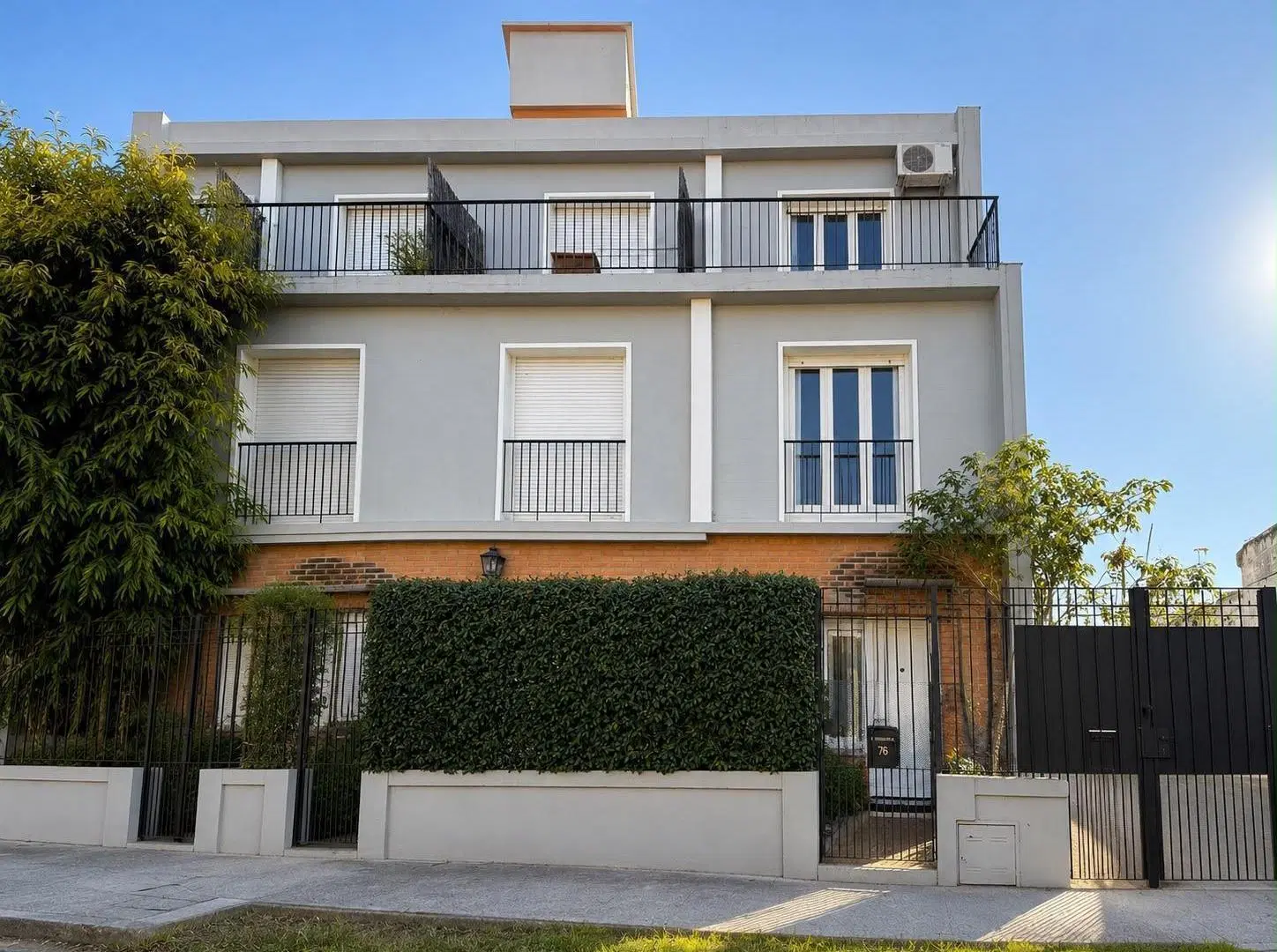 Casa/Triplex en venta - San Isidro Centro 1