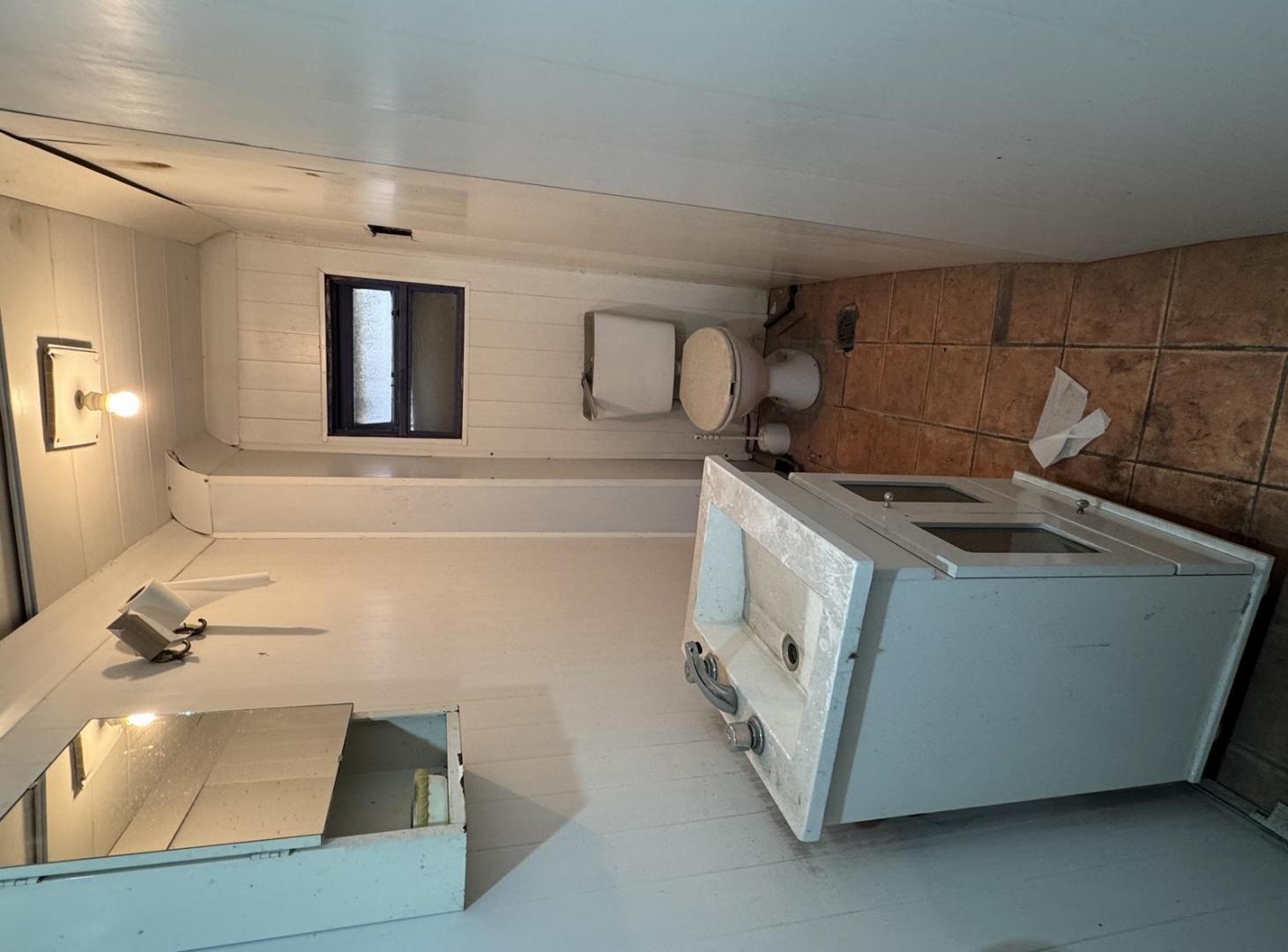 Foto de Local y depósito en venta - Villa del Parque - Villa General Mitre, imagen 3