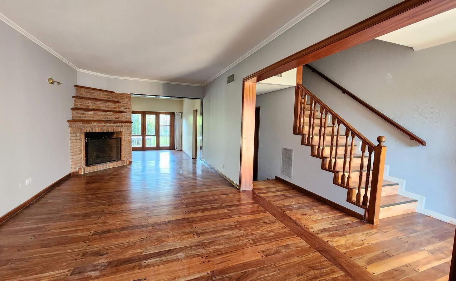 Foto de Casa en Venta - Lomas de San Isidro, imagen 2