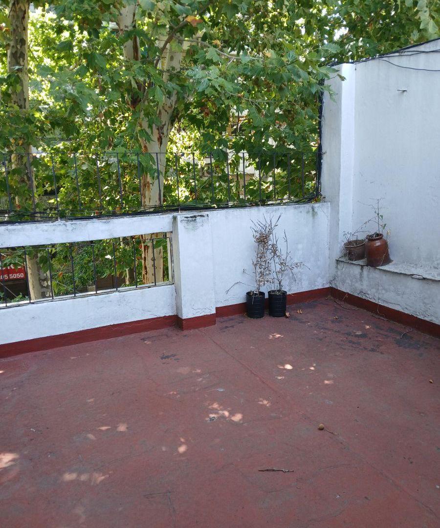 3 amb. tipo casa c/terraza propia y quincho!