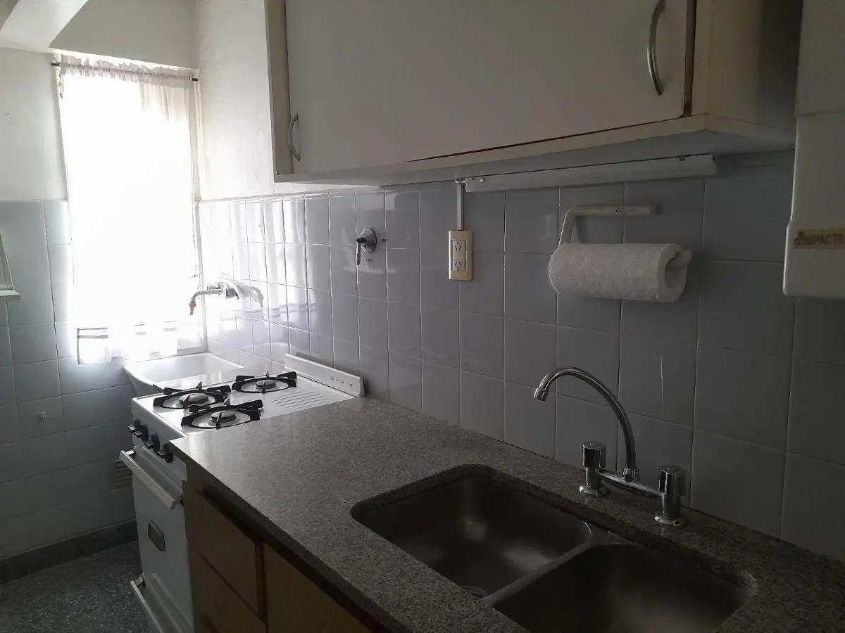 ALQUILER DEPARTAMENTO AL CONTRAFRENTE PISO ALTO 4