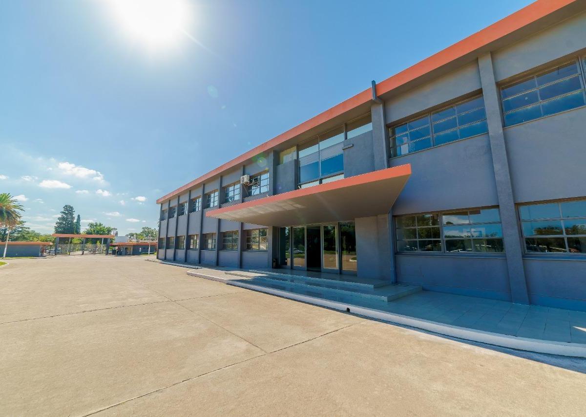 Deposito 2.400 m². o Menor Superficie. Predio Cerrado 4