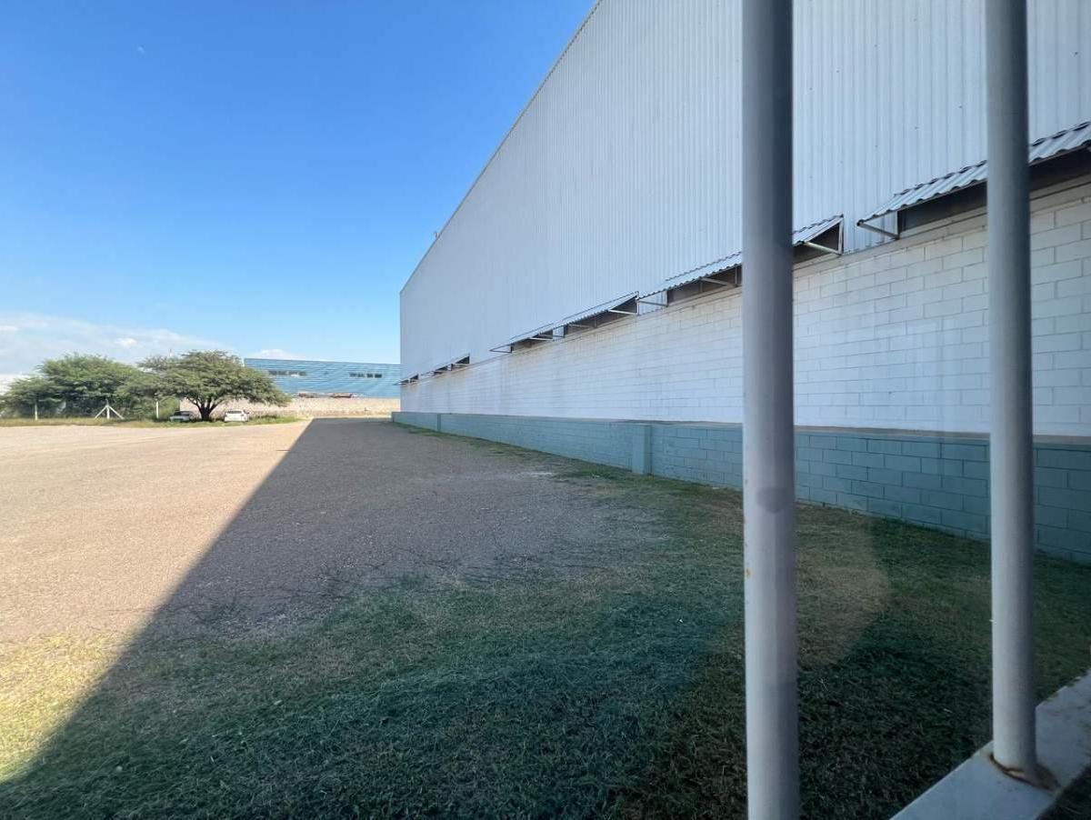 Deposito Aaa. Rociadores, Docks y Rampas. Predio Cerrado con Seguridad 4