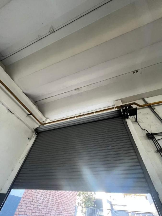 Foto de Depósito de 558 m sobre Gral Manuel Savio . Luz y Gas . Oficinas baños, imagen 5