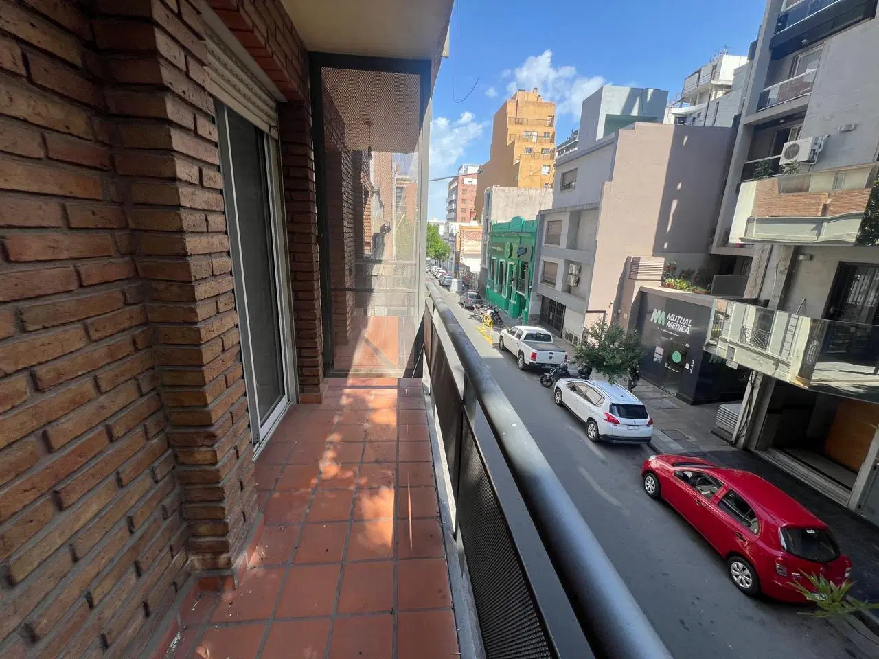 Oportunidad Nueva Córdoba — Desocupado, con Balcón y Excelente Ubicacion!!! 2